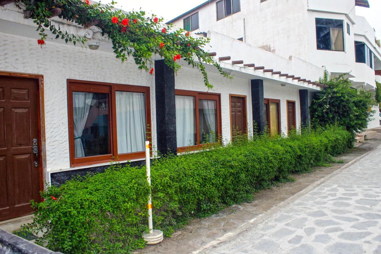Hostal La Gran Tortuga Puerto Villamil Exterior foto